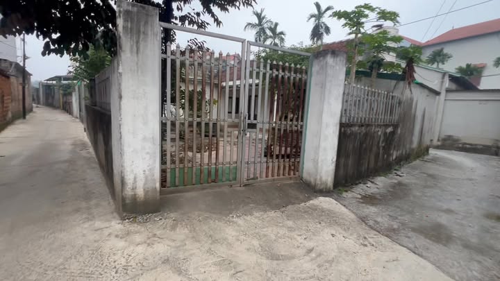 Đất sổ đỏ tại Tốt Động, Chương Mỹ 126m² - Lô góc 2 mặt thoáng, giá 3 tỷ!