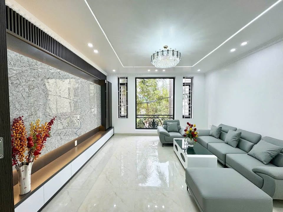 Nhà 5 tầng Lạch Tray Hải Phòng 61m² giá 7.59 tỷ - Full nội thất cao cấp