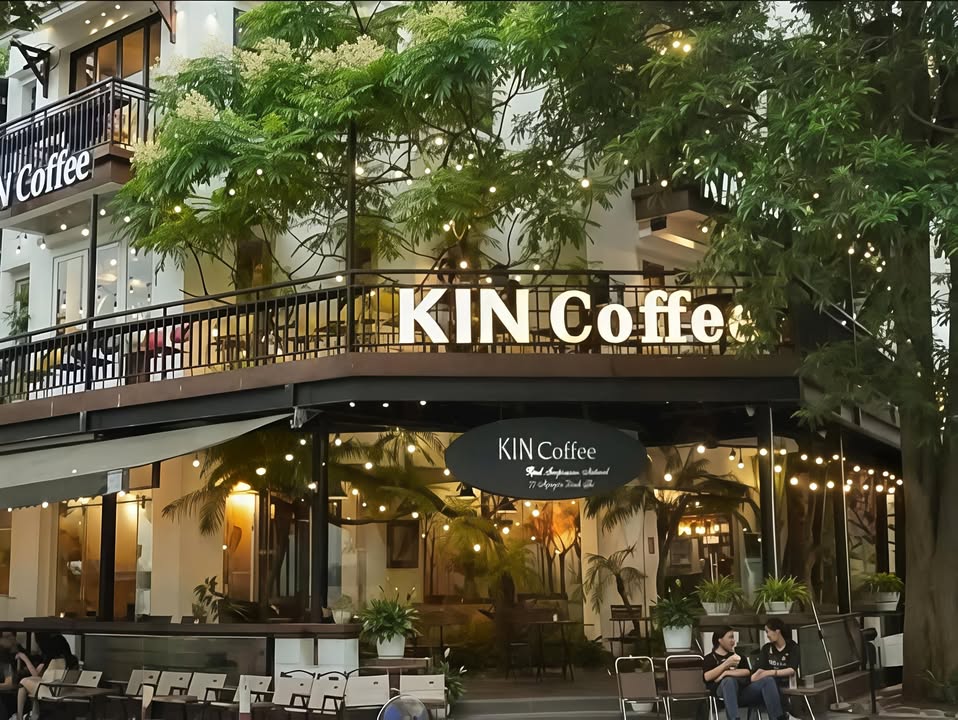 Nhà phố Văn Cao - Ba Đình 250m² giá thỏa thuận - Kinh doanh đa mô hình!