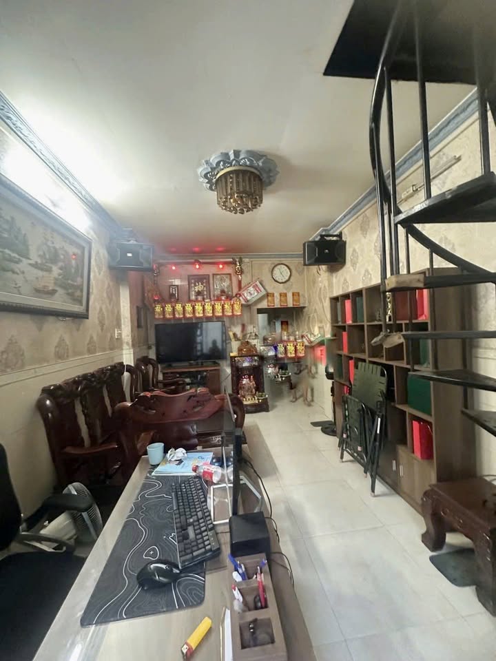 Nhà hẻm ô tô Phú Trung Tân Phú 80m² giá 6 tỷ - Cơ hội sở hữu không thể bỏ lỡ!