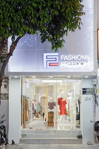 Cho thuê nhà mặt tiền đường Lê Lai, Quận 1, 81m² giá 45 triệu - Vị trí sôi động ngay trung tâm!