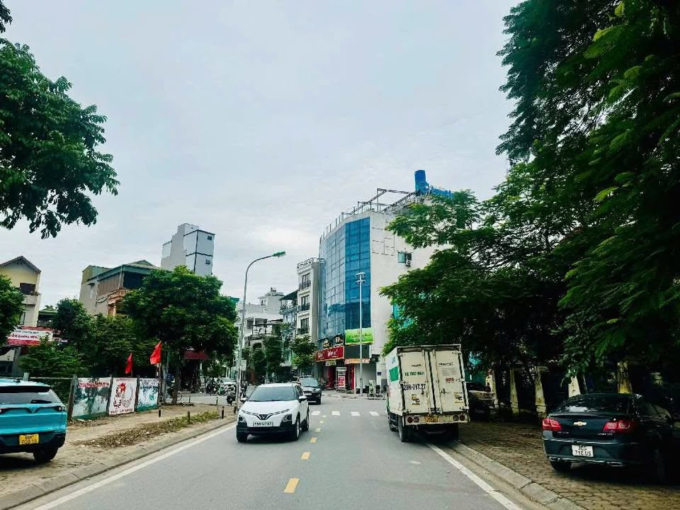 Đất nền Phúc Lợi 48m² giá 5 tỷ - Đầu tư sinh lời hấp dẫn!