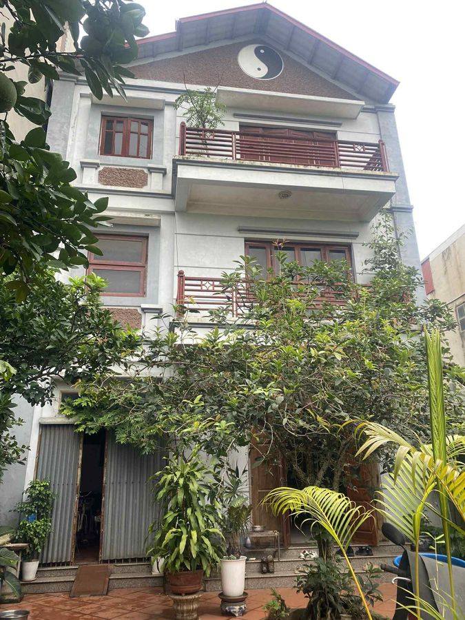 Nhà vườn An Dương Vương Tây Hồ 130m² giá 28 tỷ - Ô tô đỗ cửa, view sân vườn