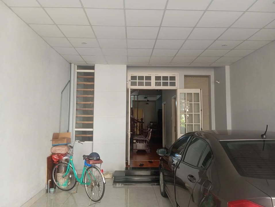 Cho thuê mặt tiền đường Hoàng Kế Viêm, phường Mỹ An, 75m² - Kinh doanh thuận lợi!