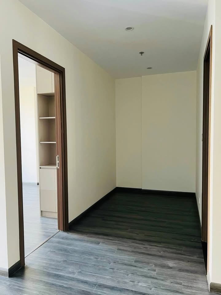 Căn hộ chung cư A6 Nam Trung Yên 50m² - Giao nhà ngay, đầy đủ tiện nghi!