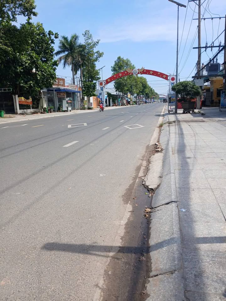 Mặt tiền đường Hùng Vương Gò Dầu 215m² giá 6.7 tỷ - Đầu tư sinh lời ngay!