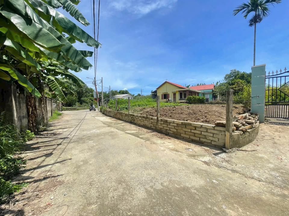 Đất thổ cư xã Bà Nà Đà Nẵng 123m² giá 1 tỷ - Sổ đỏ chính chủ, đầu tư sinh lời!