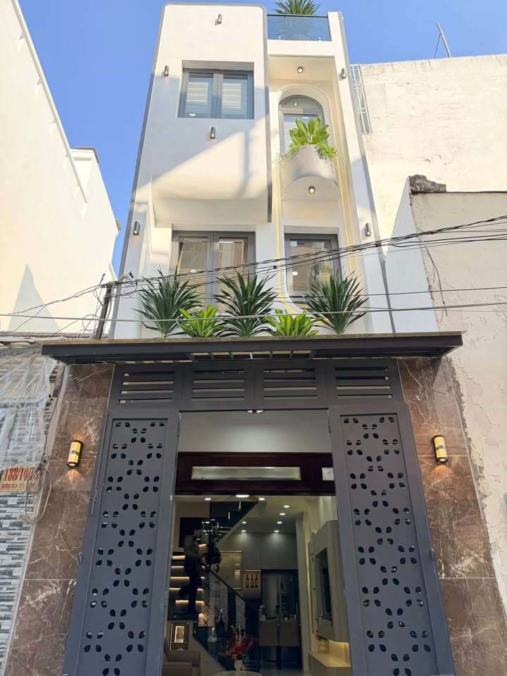 Nhà phố Gò Vấp 36m² giá 5.94 tỷ - Thiết kế hiện đại, sẵn sàng vào ở!