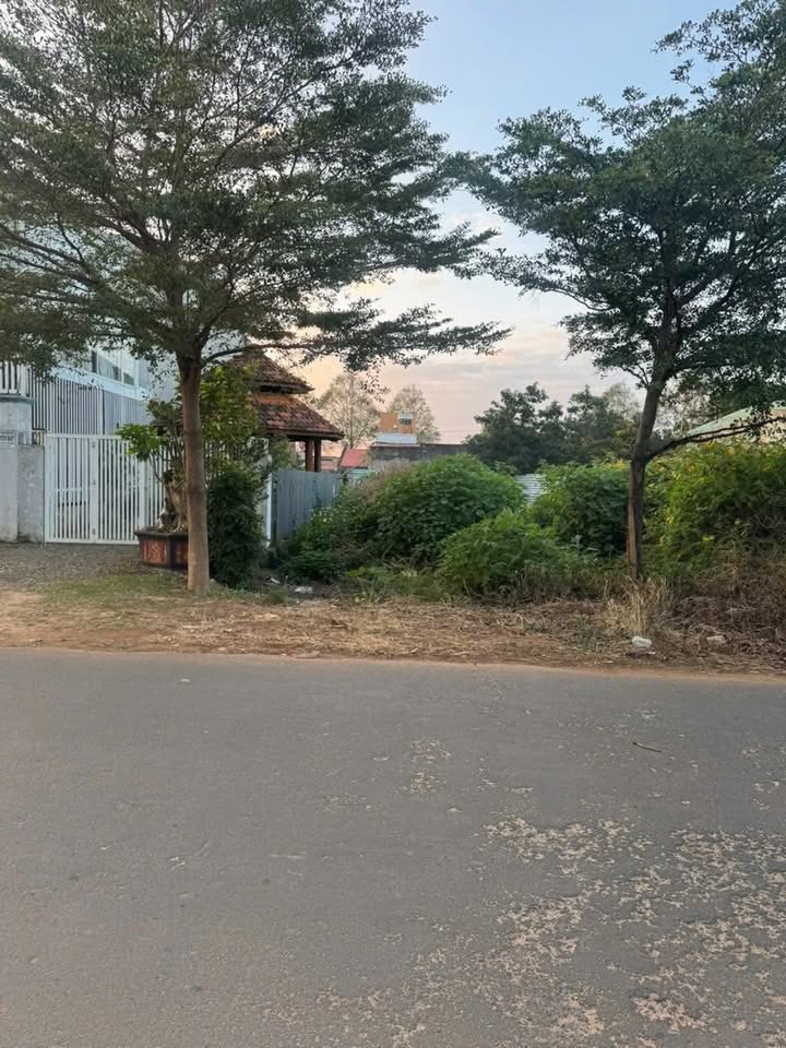 Đất nền phường Quảng Phú 110m² giá chỉ 2.9 tỷ - Cơ hội đầu tư hấp dẫn!