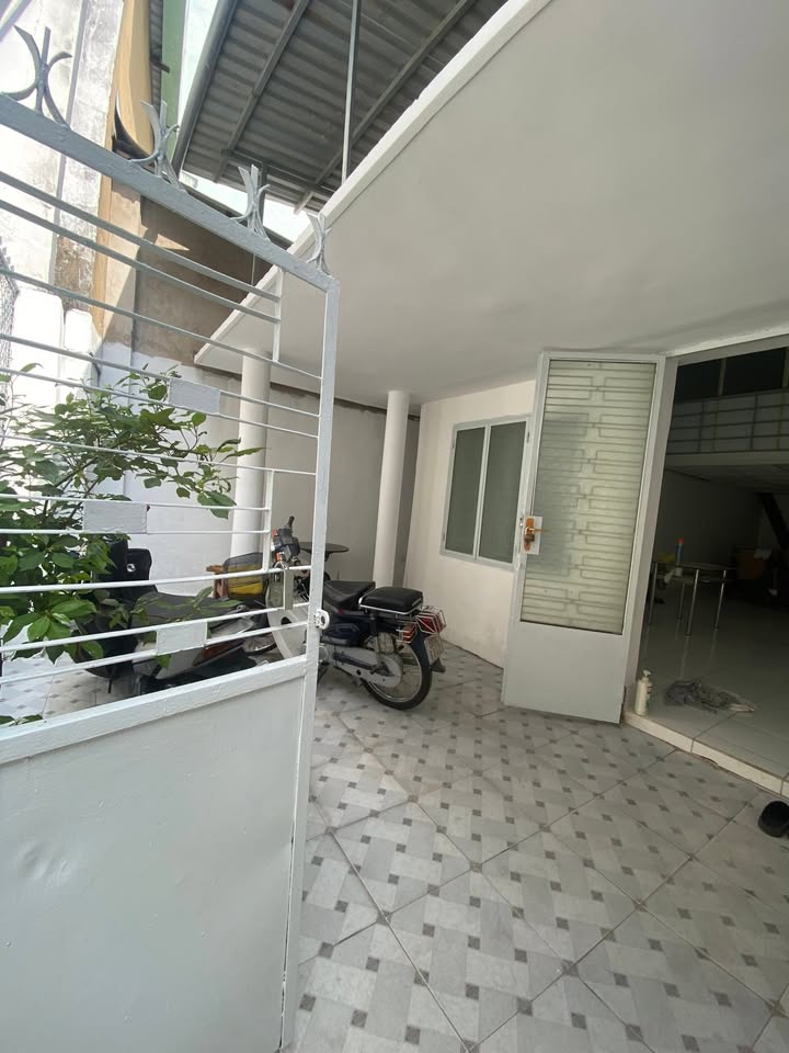 Nhà nguyên căn hẻm 25 Nguyễn Công Trứ, Bình Thạnh 90m² - Thích hợp ở và kinh doanh nhỏ