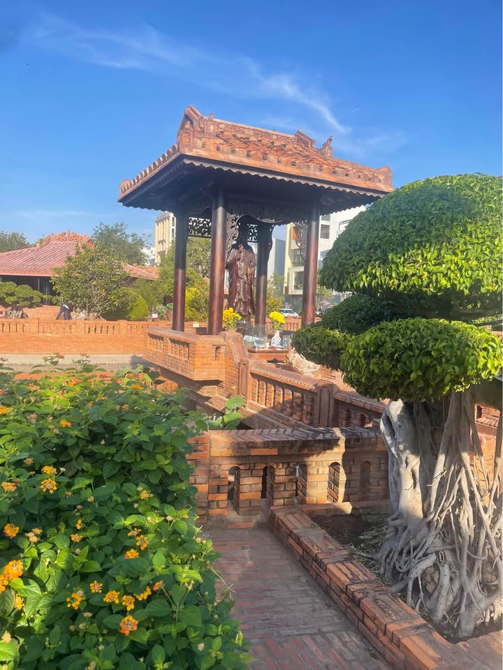 Đất thổ cư 300m² mặt tiền bê tông ô tô tại Hàm Thắng - Giá chỉ 1.15 tỷ!