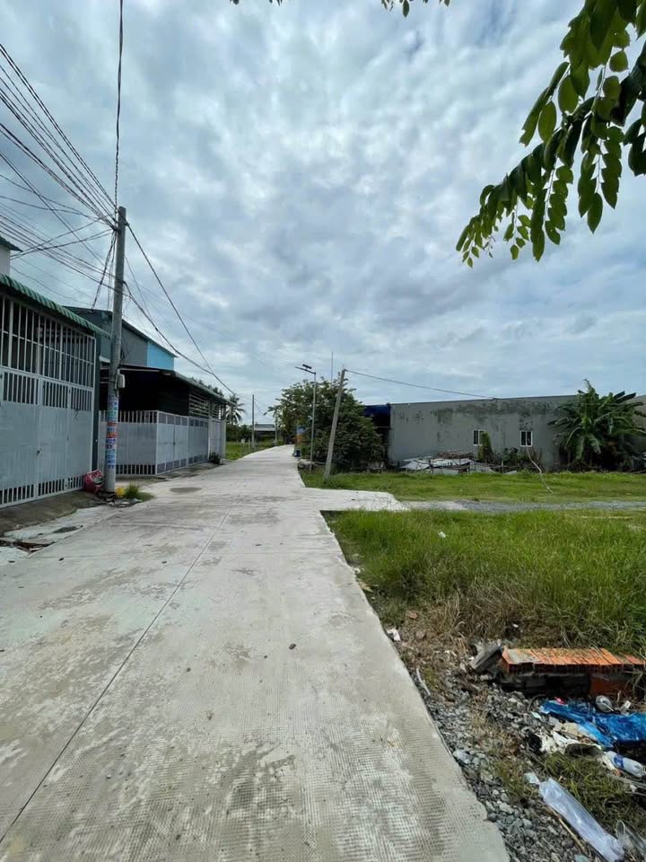 Đất nền ấp Giồng Lớn, Đức Hòa, Long An 149m² giá 1.28 tỷ - Sổ đỏ chính chủ, bớt lộc!