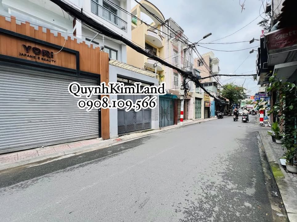 Nhà phố Nguyễn Đình Chính, Phú Nhuận 101m² giá 2X tỷ - Nhà mới đẹp, vào ở ngay!