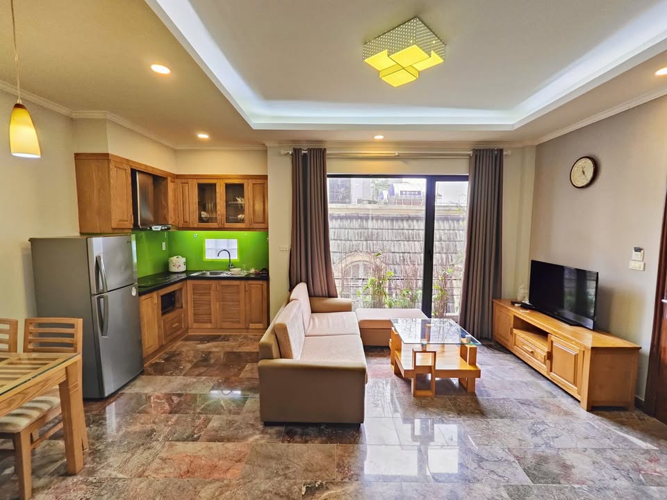 Căn hộ 1 phòng ngủ Kim Mã 50m² - Đầy đủ nội thất, view Lotte đẹp!