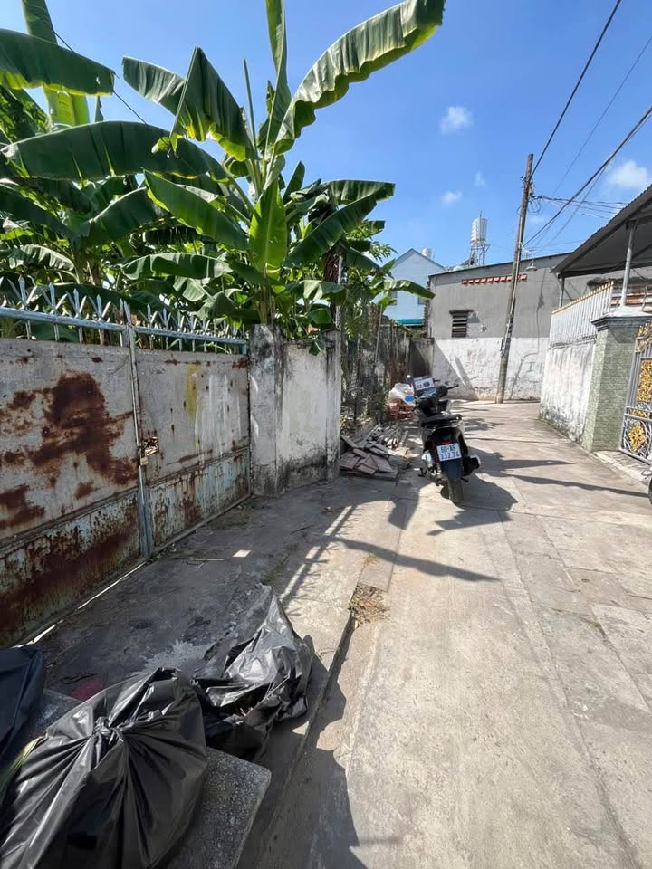 Đất thổ cư Hố Nai 90m² giá 2.25 tỷ - Vị trí đẹp, gần chợ và nhà thờ!