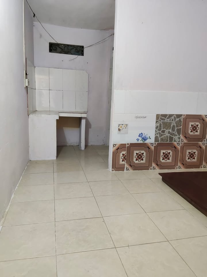 Nhà cho thuê 2 tầng tại Liên Ninh, Thanh Trì - Giá chỉ 1.4 triệu/tháng!