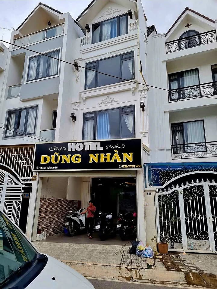 Nhà phố Đà Lạt 108m² giá 20 tỷ - Chính chủ, sổ hồng đầy đủ!