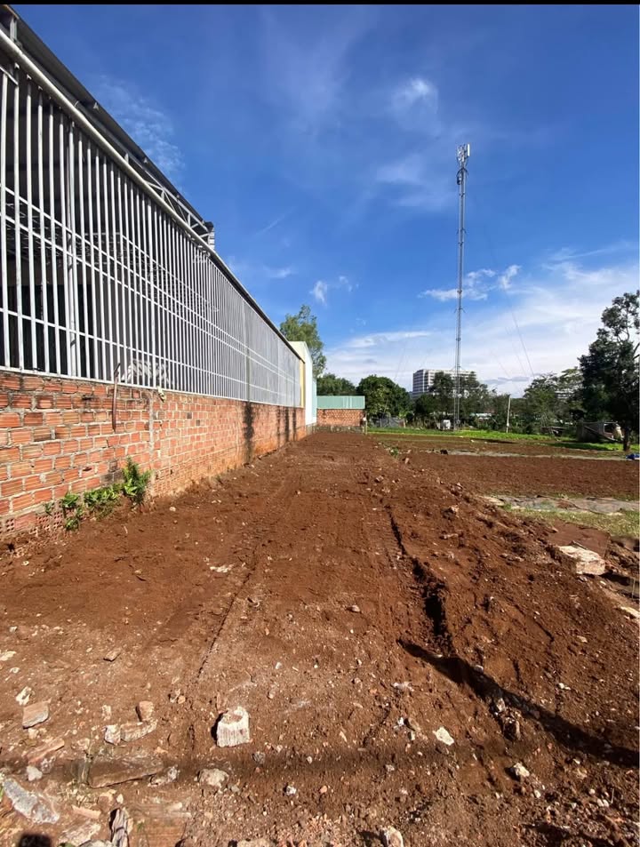 Đất nền hẻm 220 Lê Duẩn, Pleiku 107m² giá 1.09 tỷ - Cơ hội đầu tư tuyệt vời!