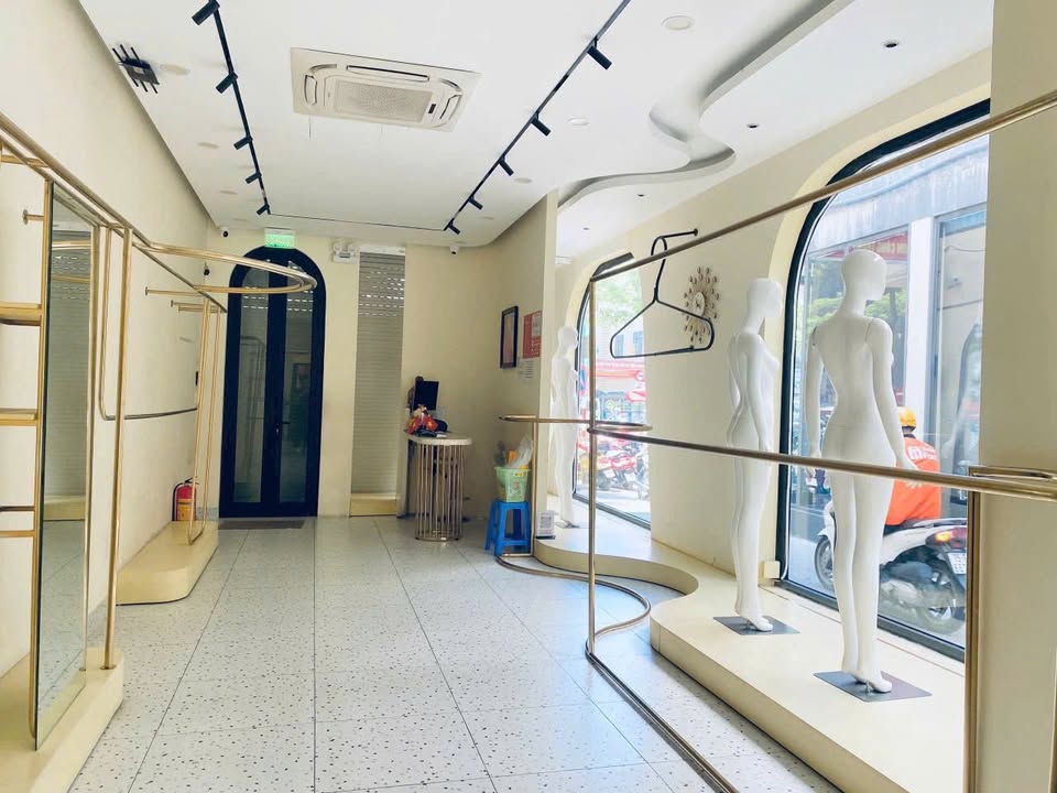 Front House cho thuê Nguyễn Văn Linh Đà Nẵng 105.4m² - Vị trí đắc địa, sẵn sàng kinh doanh!