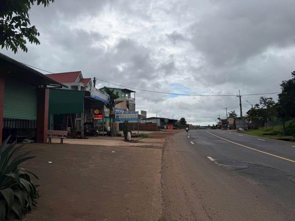 Nhà đẹp Đắk Song 300m² giá 1.1 tỷ - Thiết kế hiện đại, chính chủ bán!