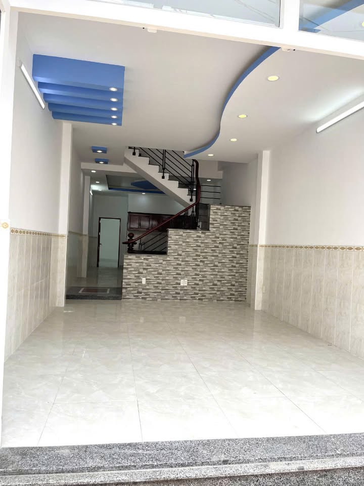 Nhà cho thuê tại Lê Trọng Tấn, Tân Phú 92m² - Khu dân trí cao, thuận tiện kinh doanh