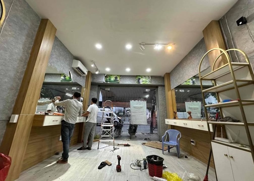 Nhà mặt tiền đường Nguyễn Sơn, Tân Phú, 60m² giá 20 triệu - Kinh doanh ngay!