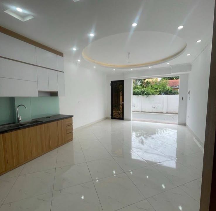 Nhà mặt phố Yên Bệ, Hoài Đức 42m² giá 7 tỷ - Vị trí đắc địa kinh doanh!