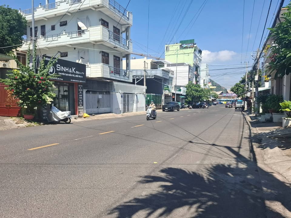 Nhà cấp 4 hẻm ô tô đường Củ Chi, Vĩnh Hải 99.5m² giá 6.3 tỷ - Đầu tư sinh lời ngay!