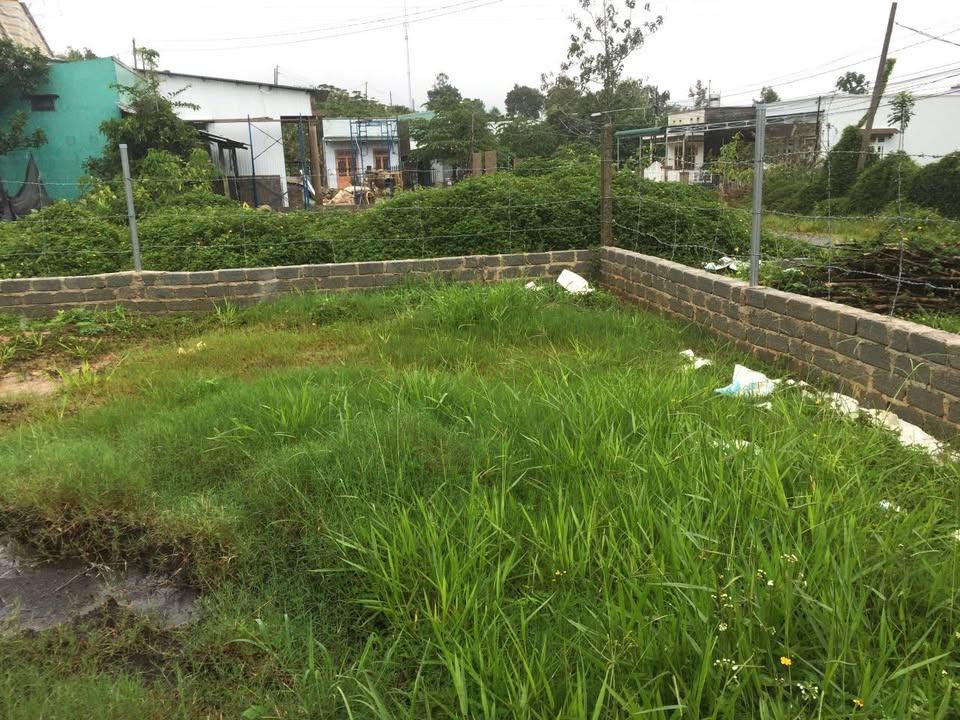 Đất nền Lộc Châu Bảo Lộc 228m² giá 1.82 tỷ - Sổ đỏ chính chủ, tiện ích đầy đủ!