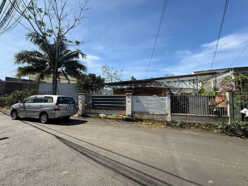 Nhà cấp 4 Bảo Lộc 200m² giá 12 tỷ - Sẵn nhà ở ngay!