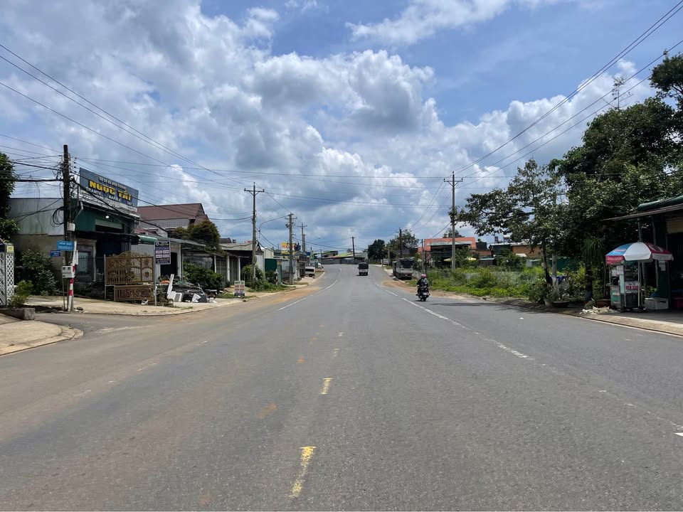 Lô đất nền biệt thự Nguyễn Văn Cừ, Bảo Lộc 270m² giá 9.5 tỷ - Đầu tư sinh lời cao!