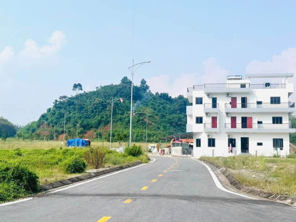 Đất nền Biệt Thự B9 phường Cam Đường - Lào Cai 244m² - Vị trí đẹp, thoáng mát!