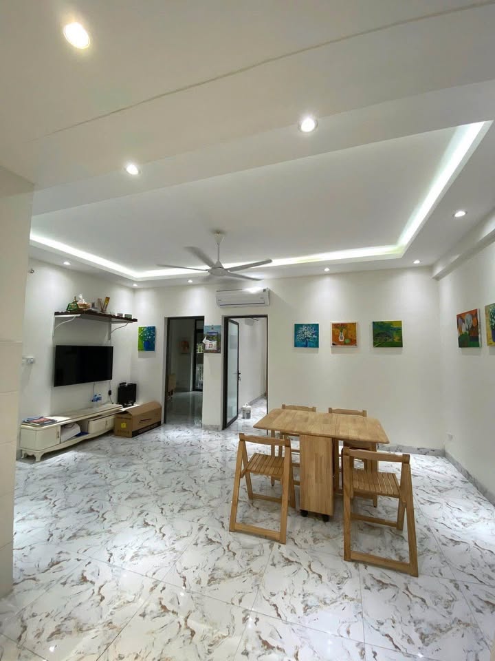 Căn hộ Chung cư G9 - Xuân La, Tây Hồ 72m² giá 12 triệu - An cư lý tưởng!