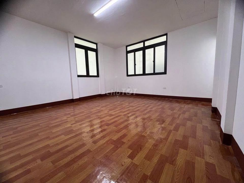 Nhà 6 tầng cho thuê tại Ngõ 92 Trương Định, 70m², 35 triệu - Phù hợp làm CHDV và Homestay!