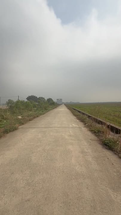 Đất nền Ứng Hòa 70m² giá 1.8 tỷ - Vị trí thuận lợi gần trung tâm Hà Nội!