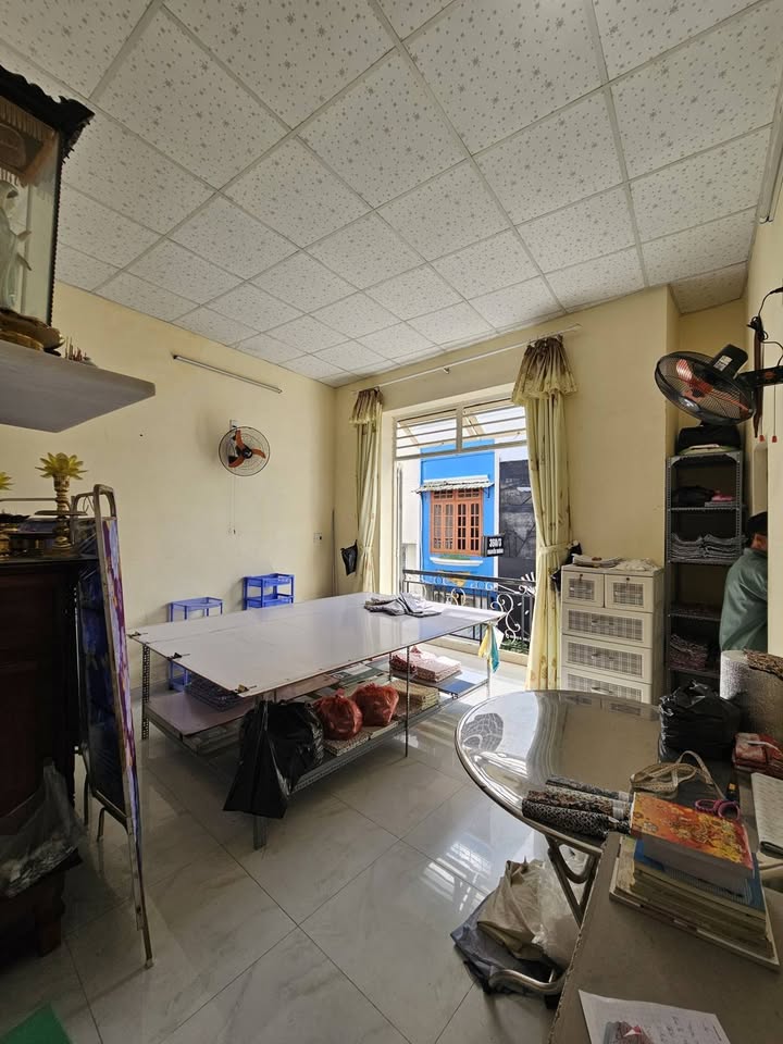 Nhà mặt tiền Nguyễn Hoàng 96m² giá 20.9 tỷ - Kinh doanh đỉnh cao tại Hải Châu!