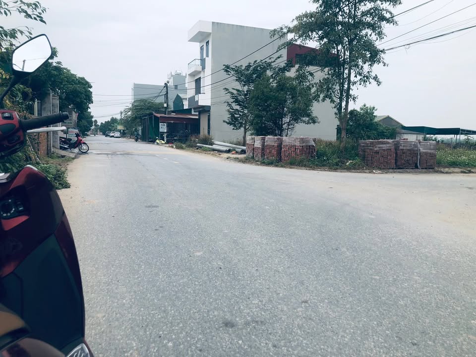 Đất mặt đường Bình Lãng Tứ Kỳ 85m² giá 2 tỷ - Cơ hội đầu tư hấp dẫn!