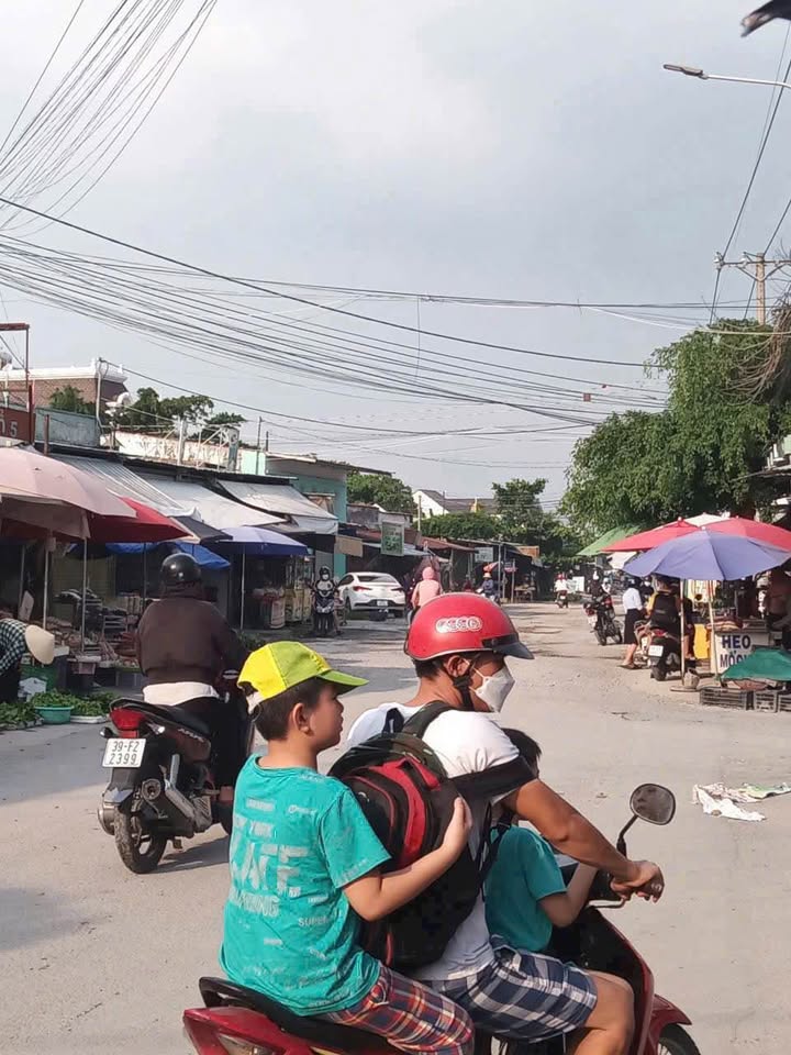 Bán FrontHouse mặt tiền chợ KP4 Trảng Dài 53m² giá 5.3 tỷ - Cơ hội đầu tư hấp dẫn!