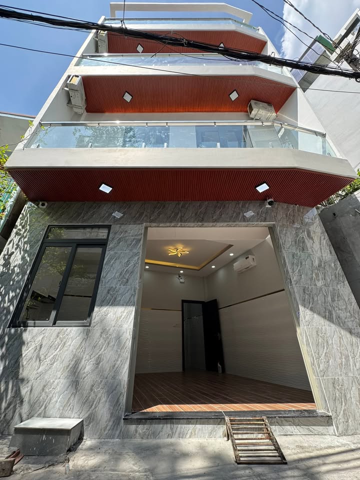 Căn hộ dịch vụ cao cấp quận 11 65m² giá 8,8 tỷ - Đầu tư sinh lời 40 triệu/tháng!