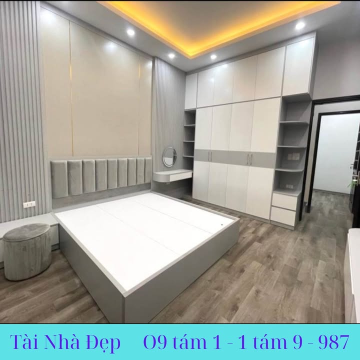 Nhà riêng Trần Cung 36m² giá 9 tỷ - Lô góc 2 mặt thoáng, ở ngay!