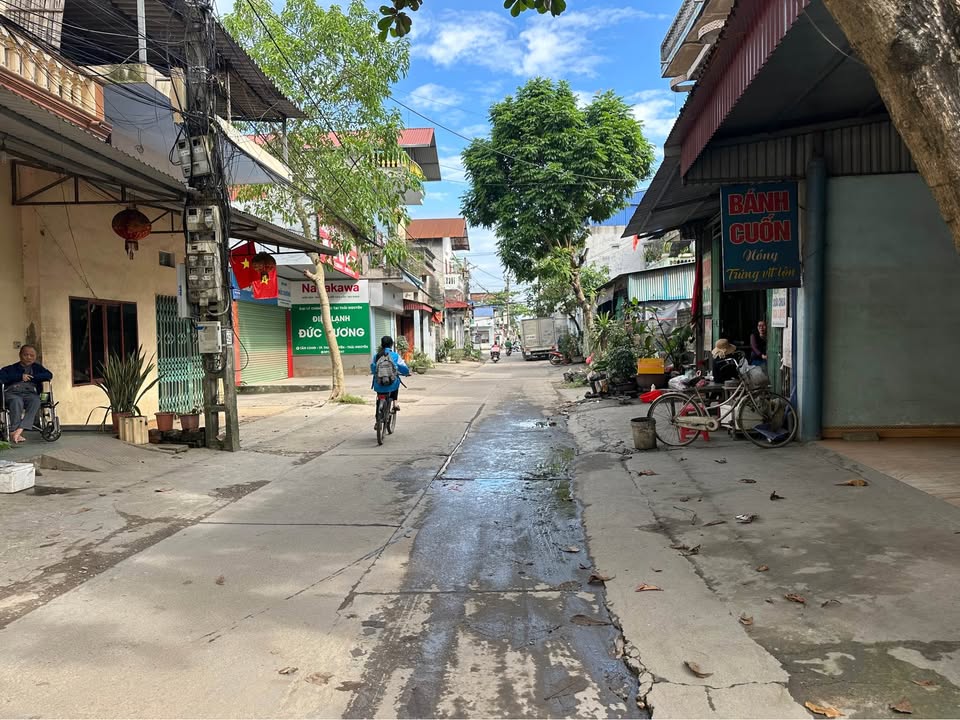 Đất thổ cư Quan Triều 142m² giá 9xx triệu - Đường vào thoáng và tiện lợi!