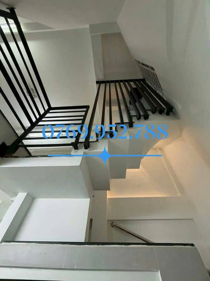 Nhà mới Quận 7 56m² giá 3.85 tỷ - Dọn vào ở ngay đón Tết!