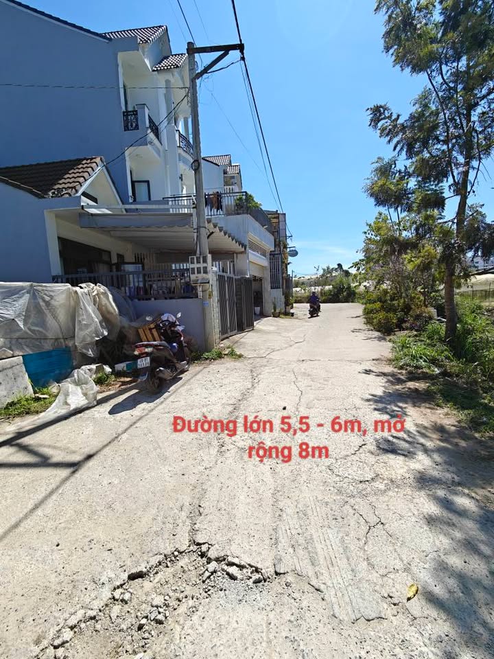 Lô Đất Đẹp Đường Ô Tô Gần Hồ Mê Linh, Phường Lâm Viên, Đà Lạt - 60m² chỉ 2,4 tỷ!