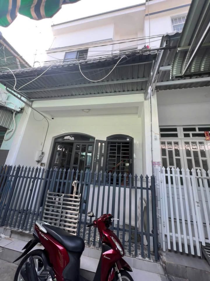 Nhà phố 2 tầng tại Mỹ Thới, Long Xuyên 39m² giá 1.55 tỷ - Sẵn sàng vào ở!