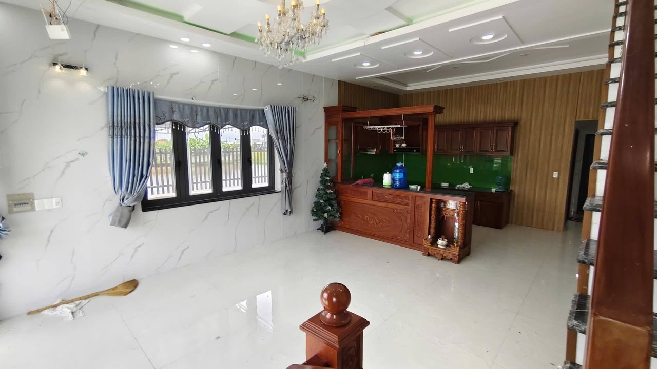 Nhà 1 trệt 1 lầu Hòa Khánh Nam 462m² giá 2.69 tỷ - Sẵn sàng vào ở ngay!