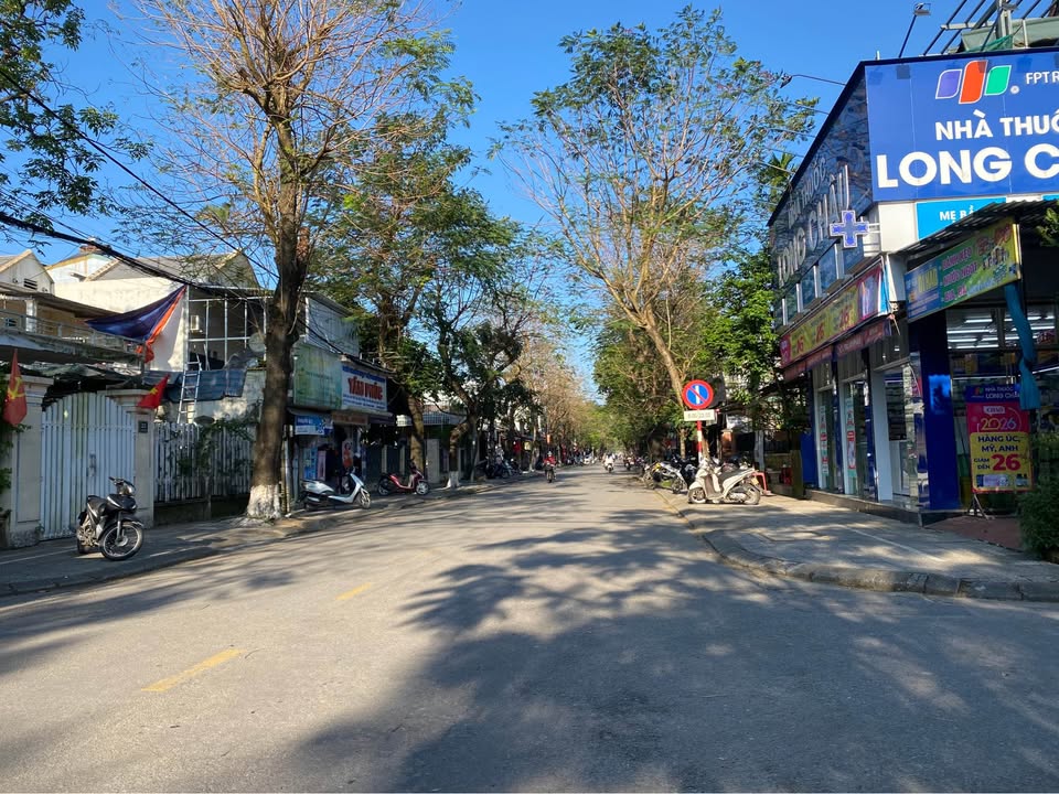 Nhà mặt tiền Yết Kiêu, Huế 221m² giá 12 tỷ - Đầu tư sinh lời tuyệt vời!