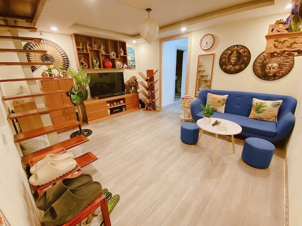 Căn hộ tập thể 2 tầng tại 830 Bạch Đằng, Hai Bà Trưng 60m² giá chỉ 6 triệu - Bàn giao ngay!