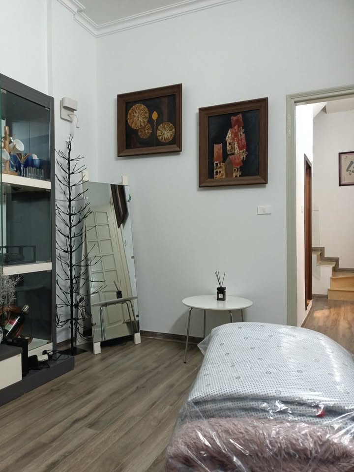 Nhà 4 tầng cho thuê ngõ 81 Lương Định Của 30m² giá 11 triệu - Vào ở ngay!