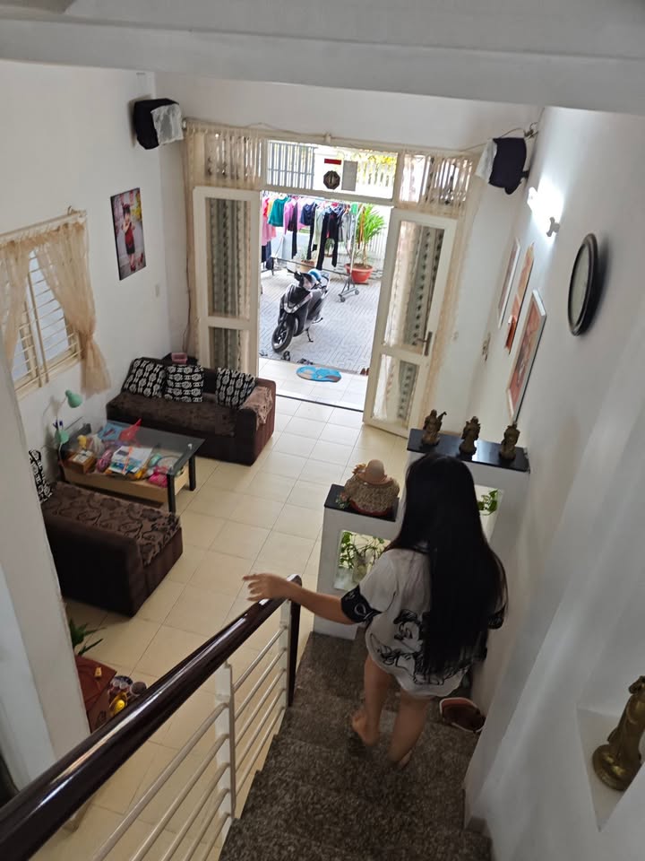 Nhà mặt tiền đường 13, Bình Trưng Tây, Q2 - 81m² chỉ 8.3 tỷ - Sổ riêng, chính chủ!