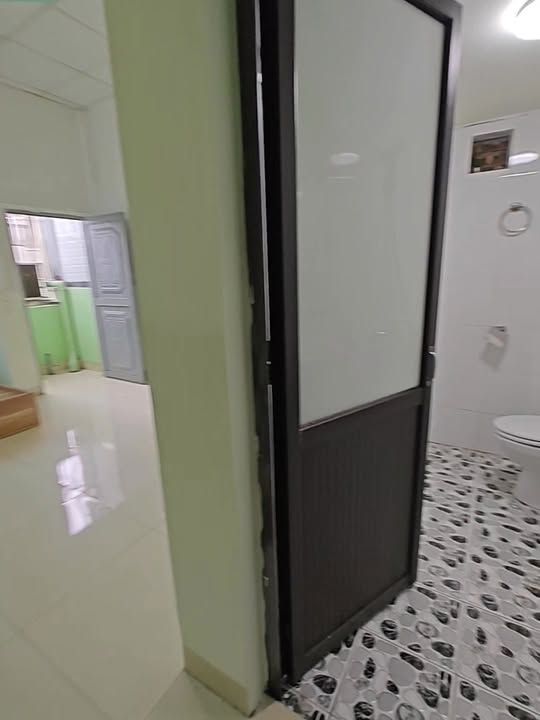 Nhà nhỏ cho thuê tại Hoàng Mai 25m² giá 3.2 triệu - Full nội thất, ban công thoáng đãng!